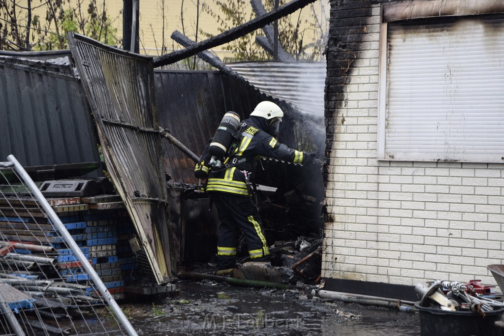 Feuer 4 Bergisch Gladbach Gronau Am Kuhlerbusch P181.JPG - Miklos Laubert